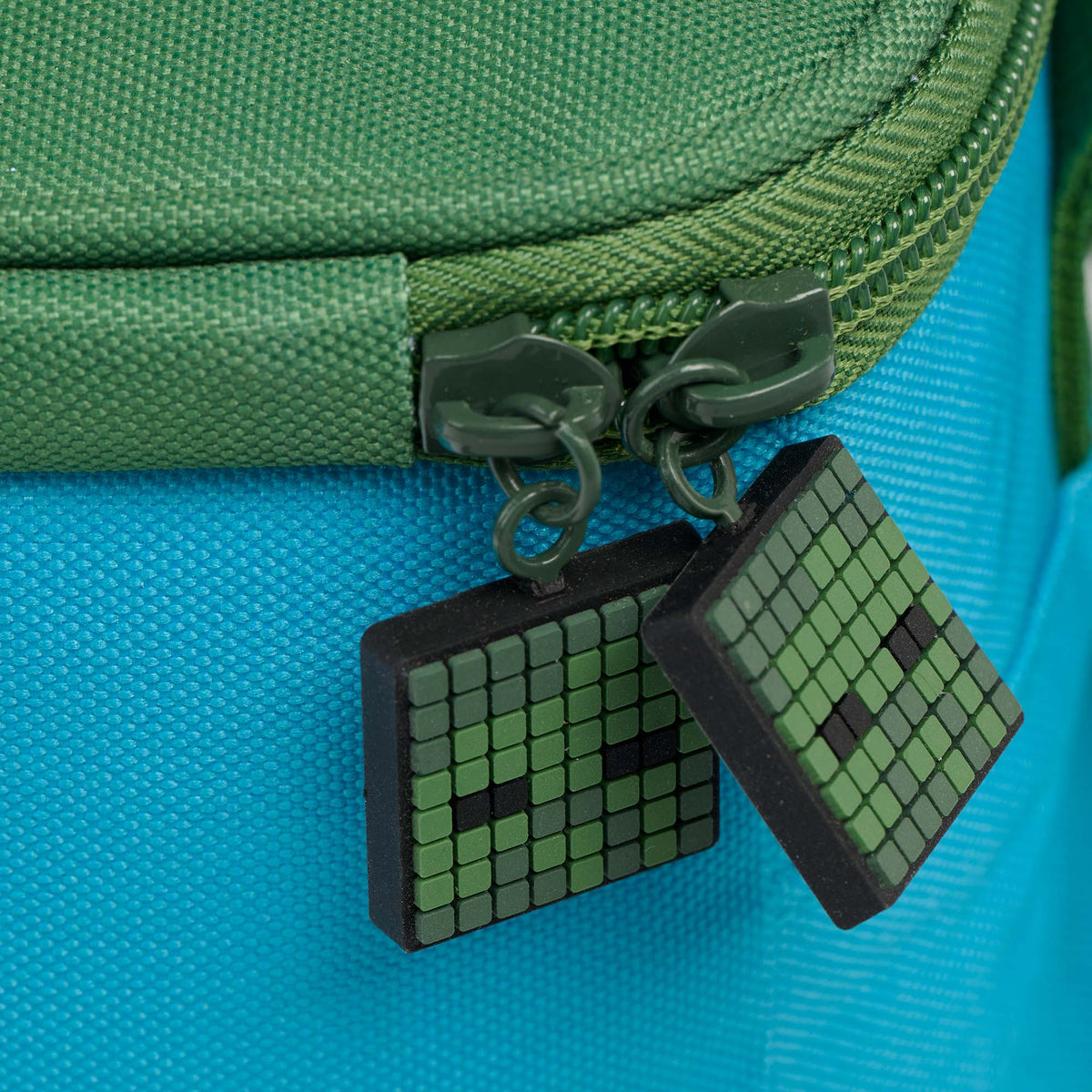 minecraft-chicken-jockey-square-lunch-cooler-bag-x1 00027778-Z.jpg