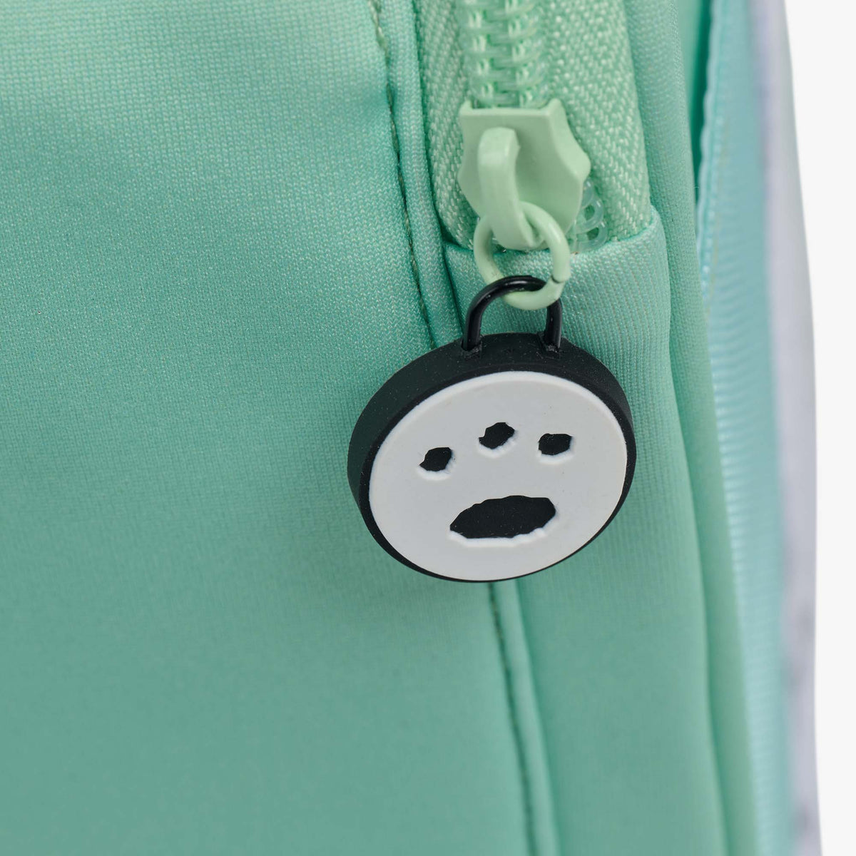 pochaccotm-slim-lunch-cooler-bag-j9 00028031-Z.jpg