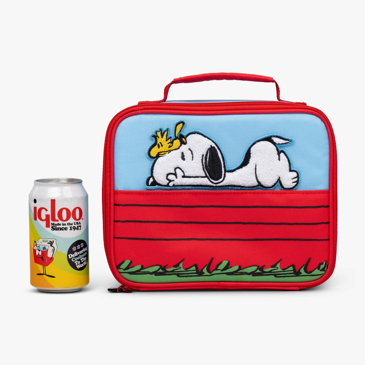 snoopy-s-doghouse-horizontal-lunch-cooler-bag-t8 00028034-P.jpg