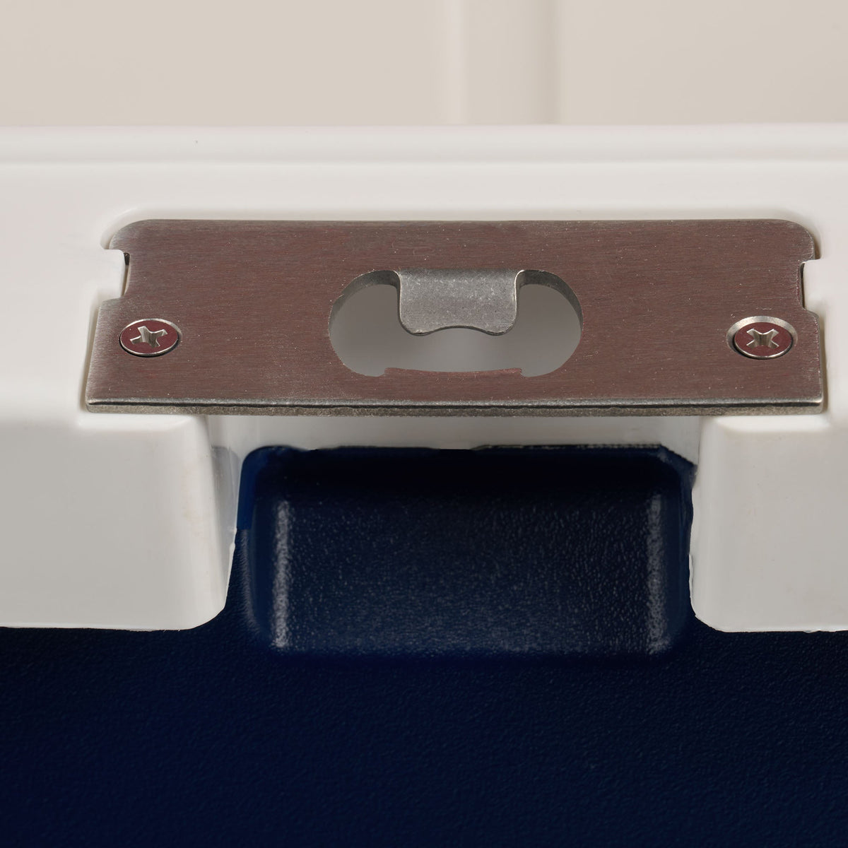 trailmate-25-qt-cooler-f8 00033130-BO.jpg