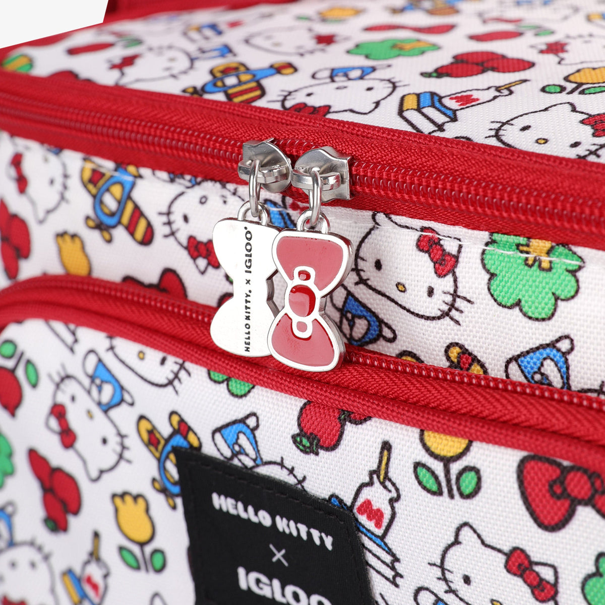 hello-kitty-square-lunch-cooler-bag-d8 00048910-C8.jpg