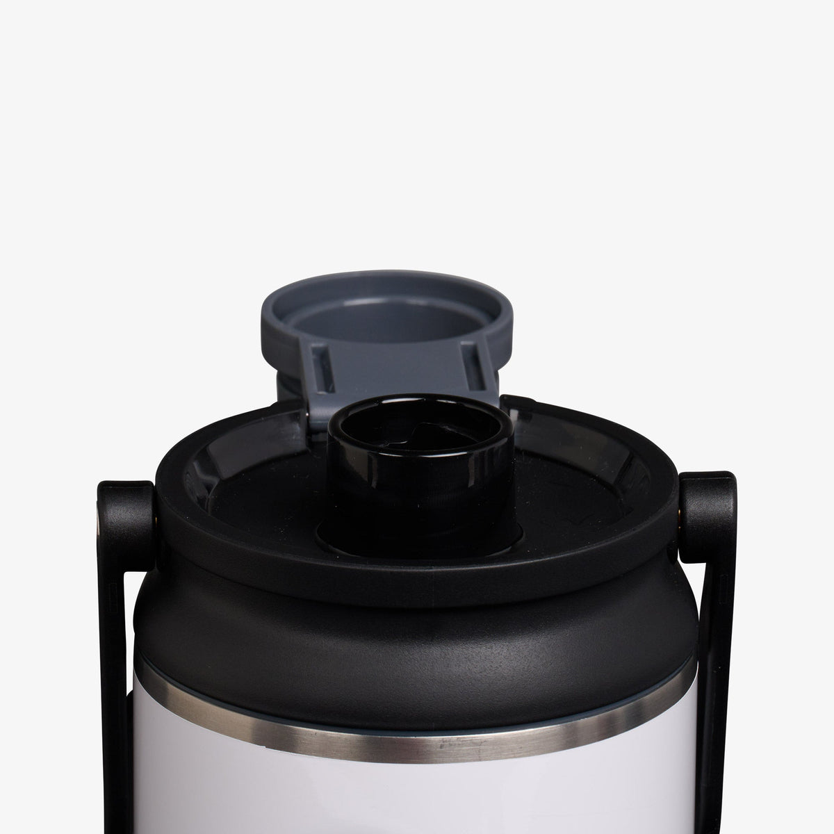 36-oz-twist-n-chug-bottle-z0 00071089-L1.jpg