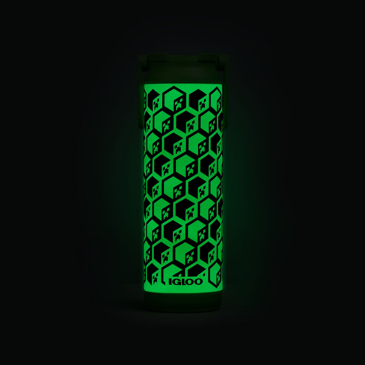 minecraft-creeper-glow-in-the-dark-20-oz-bottle-k7 00071605-GLF.jpg