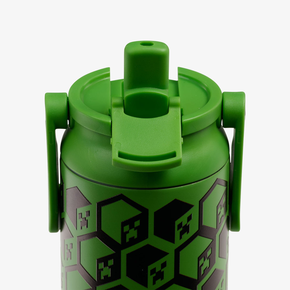 minecraft-creeper-glow-in-the-dark-20-oz-bottle-k7 00071605-L2.jpg
